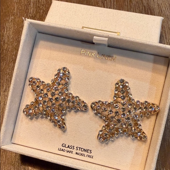 Pink Linen Gold Star Earrings - Picture 4 of 4